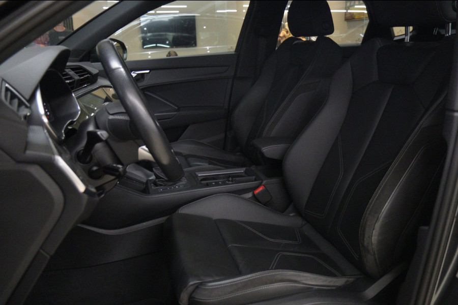 Audi Q3 Sportback 45 TFSI e S Edition 3X S-Line /PANO/CARPLAY/KEYLES/STOELV/BOMVOL