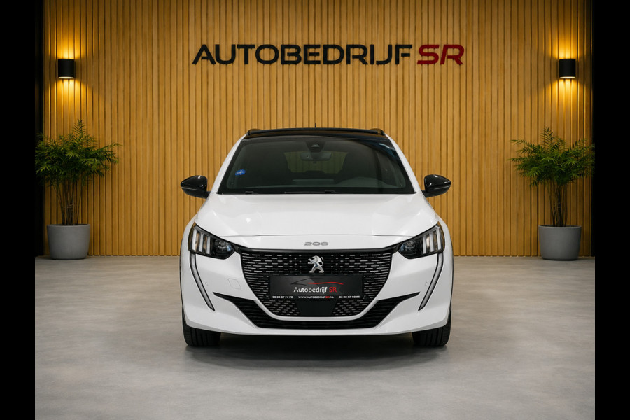 Peugeot 208 1.2 PureTech GT-line Panoramadak! Camera! Lane Assist! Sfeerverlichting! Automaat! 5 Deurs!