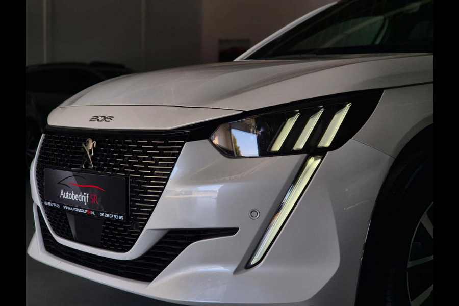 Peugeot 208 1.2 PureTech GT-line Panoramadak! Camera! Lane Assist! Sfeerverlichting! Automaat! 5 Deurs!