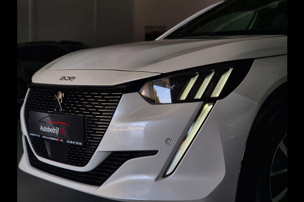 Peugeot 208 1.2 PureTech GT-line Panoramadak! Camera! Lane Assist! Sfeerverlichting! Automaat! 5 Deurs!