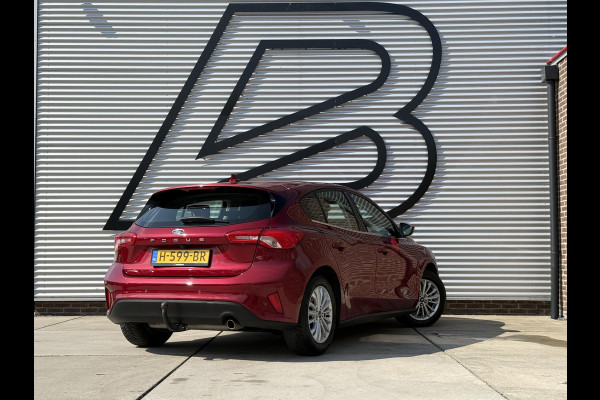 Ford Focus 1.0 EcoBoost Titanium Business 2e Eigenaar|Navi|B&O|Adap Cruise|Stoel+Stuurverw|Clima|Carplay|Camera|Elek Ramen|PDC V+A|Trekhaak|N.A.P|APK tot 03-2028
