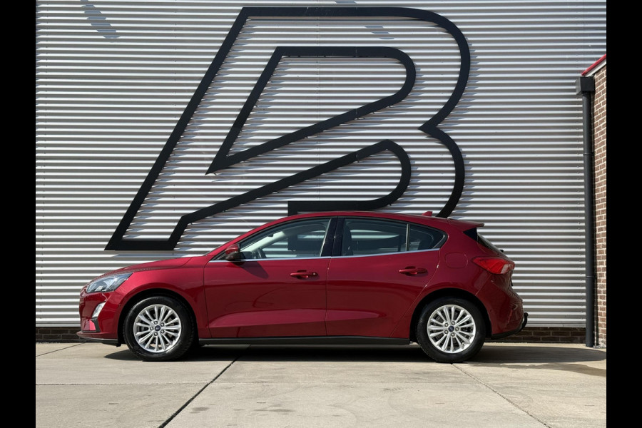 Ford Focus 1.0 EcoBoost Titanium Business 2e Eigenaar|Navi|B&O|Adap Cruise|Stoel+Stuurverw|Clima|Carplay|Camera|Elek Ramen|PDC V+A|Trekhaak|N.A.P|APK tot 03-2028