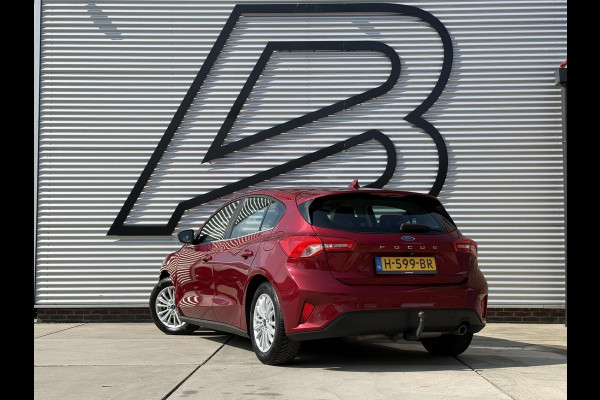 Ford Focus 1.0 EcoBoost Titanium Business 2e Eigenaar|Navi|B&O|Adap Cruise|Stoel+Stuurverw|Clima|Carplay|Camera|Elek Ramen|PDC V+A|Trekhaak|N.A.P|APK tot 03-2028