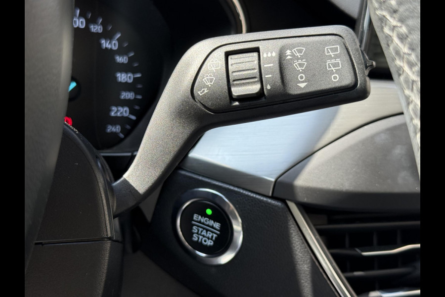Ford Focus 1.0 EcoBoost Titanium Business 2e Eigenaar|Navi|B&O|Adap Cruise|Stoel+Stuurverw|Clima|Carplay|Camera|Elek Ramen|PDC V+A|Trekhaak|N.A.P|APK tot 03-2028