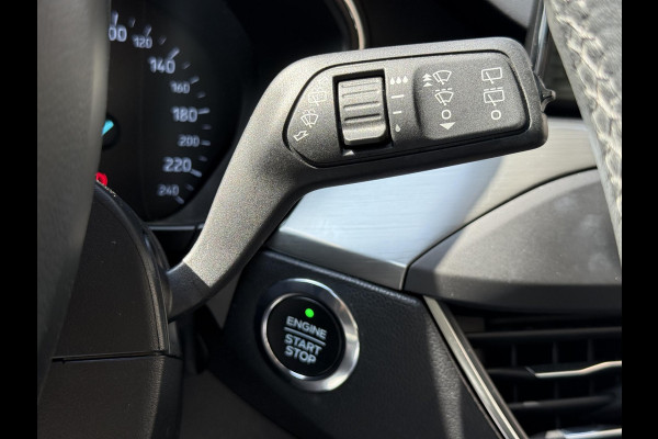 Ford Focus 1.0 EcoBoost Titanium Business 2e Eigenaar|Navi|B&O|Adap Cruise|Stoel+Stuurverw|Clima|Carplay|Camera|Elek Ramen|PDC V+A|Trekhaak|N.A.P|APK tot 03-2028
