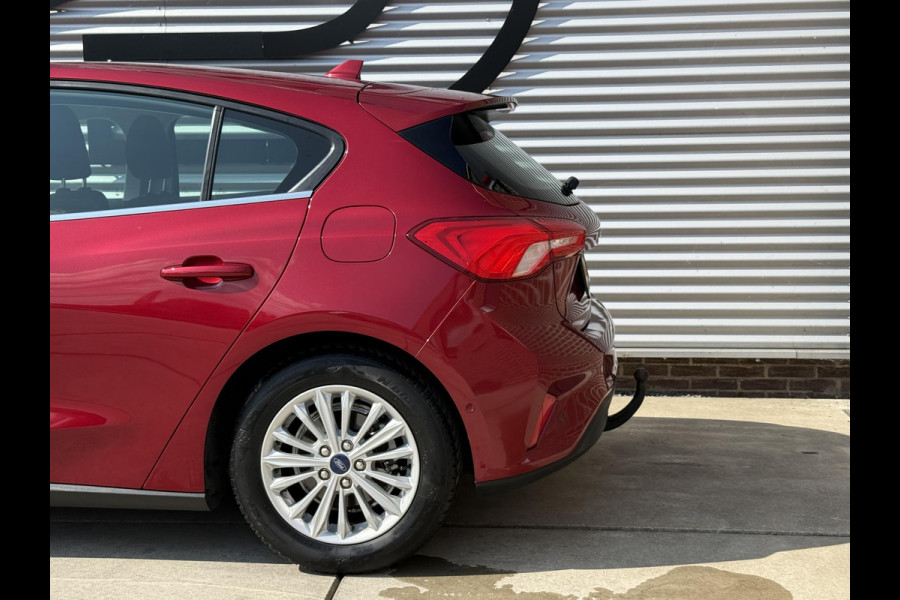 Ford Focus 1.0 EcoBoost Titanium Business 2e Eigenaar|Navi|B&O|Adap Cruise|Stoel+Stuurverw|Clima|Carplay|Camera|Elek Ramen|PDC V+A|Trekhaak|N.A.P|APK tot 03-2028