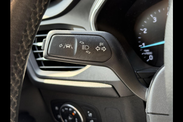 Ford Focus 1.0 EcoBoost Titanium Business 2e Eigenaar|Navi|B&O|Adap Cruise|Stoel+Stuurverw|Clima|Carplay|Camera|Elek Ramen|PDC V+A|Trekhaak|N.A.P|APK tot 03-2028