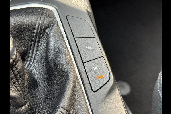 Ford Focus 1.0 EcoBoost Titanium Business 2e Eigenaar|Navi|B&O|Adap Cruise|Stoel+Stuurverw|Clima|Carplay|Camera|Elek Ramen|PDC V+A|Trekhaak|N.A.P|APK tot 03-2028