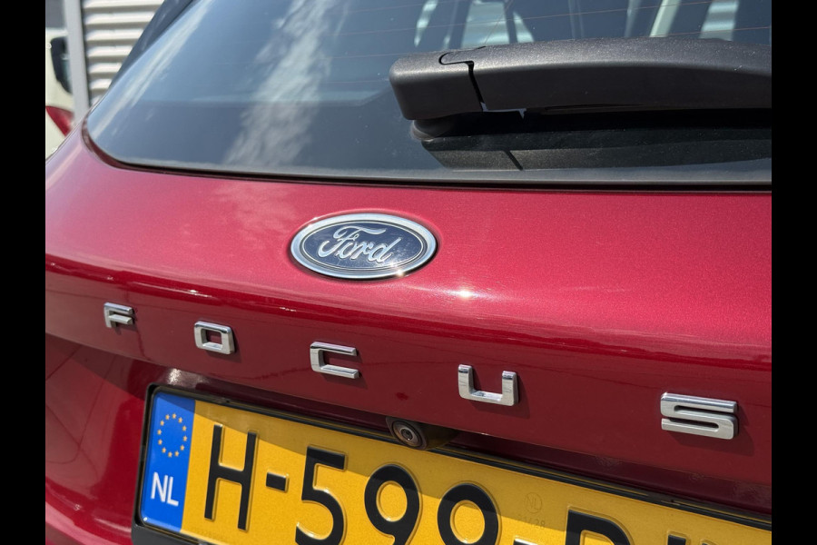 Ford Focus 1.0 EcoBoost Titanium Business 2e Eigenaar|Navi|B&O|Adap Cruise|Stoel+Stuurverw|Clima|Carplay|Camera|Elek Ramen|PDC V+A|Trekhaak|N.A.P|APK tot 03-2028