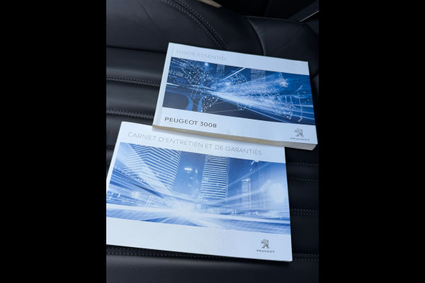 Peugeot 3008 1.2 PureTech AUTOMAAT Allure, achteruitrijcamera, luxe uitvoering, navigatie, cruise controle