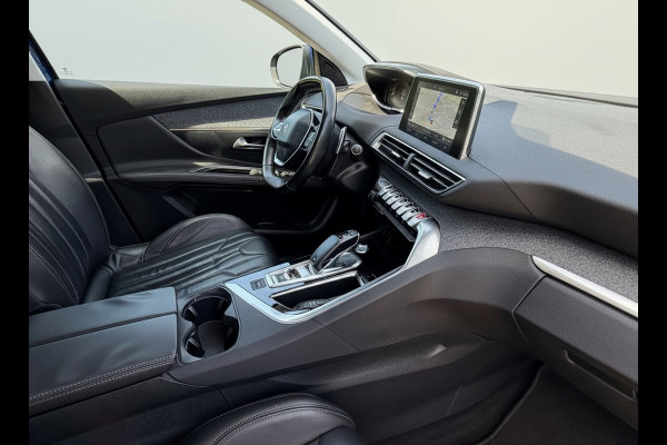 Peugeot 3008 1.2 PureTech AUTOMAAT Allure, achteruitrijcamera, luxe uitvoering, navigatie, cruise controle