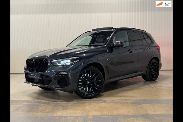 BMW X5 XDrive45e High Executive | M-SPORT | PANO | LUCHTVERING | 360 CAMERA