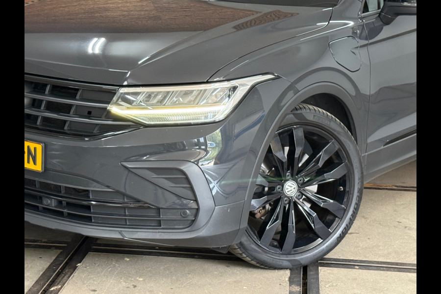 Volkswagen Tiguan 1.4 TSI eHybrid R-Line Business+ | Black Style | Urano Grey | ACC | Massage | CarPlay| Trekhaak | 20 Inch Suzuka
