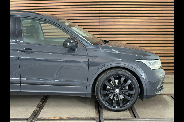 Volkswagen Tiguan 1.4 TSI eHybrid R-Line Business+ | Black Style | Urano Grey | ACC | Massage | CarPlay| Trekhaak | 20 Inch Suzuka