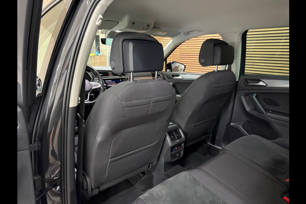 Volkswagen Tiguan 1.4 TSI eHybrid R-Line Business+ | Black Style | Urano Grey | ACC | Massage | CarPlay| Trekhaak | 20 Inch Suzuka