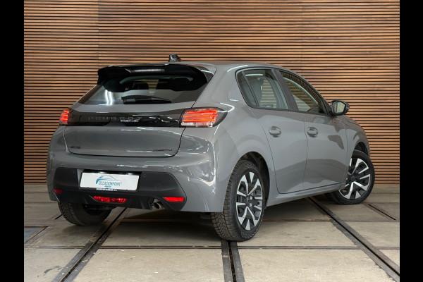 Peugeot 208 1.2 Hybrid 100 e-DCS6 Active | Sellenium Grey | Navi | Cruise Control | LED | CarPlay | PDC | Airco | Stoelverwarming