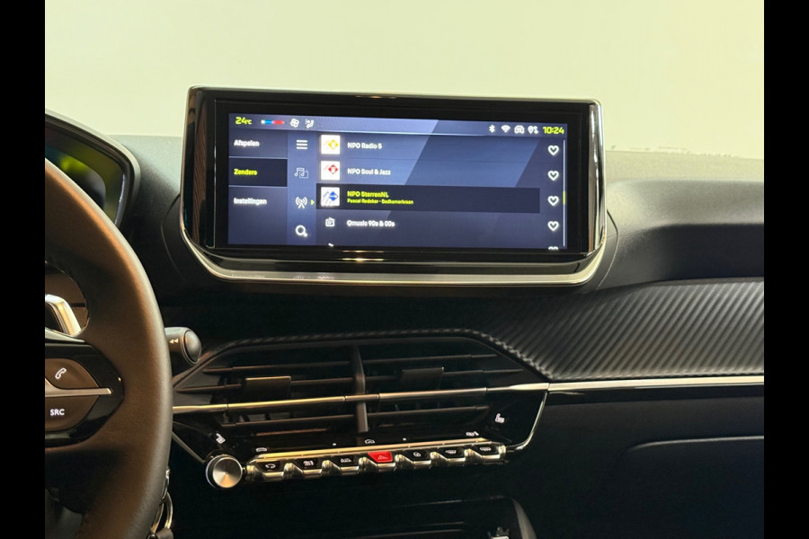 Peugeot 208 1.2 Hybrid 100 e-DCS6 Active | Sellenium Grey | Navi | Cruise Control | LED | CarPlay | PDC | Airco | Stoelverwarming