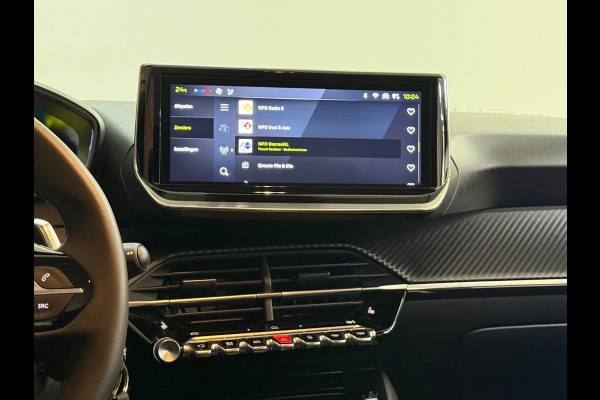 Peugeot 208 1.2 Hybrid 100 e-DCS6 Active | Sellenium Grey | Navi | Cruise Control | LED | CarPlay | PDC | Airco | Stoelverwarming