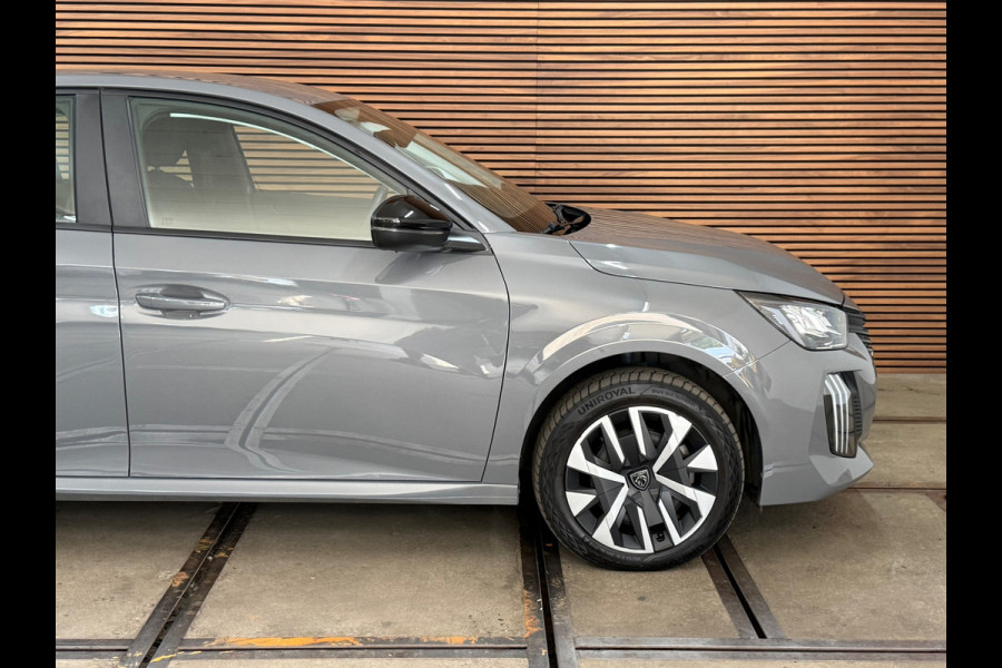Peugeot 208 1.2 Hybrid 100 e-DCS6 Active | Sellenium Grey | Navi | Cruise Control | LED | CarPlay | PDC | Airco | Stoelverwarming