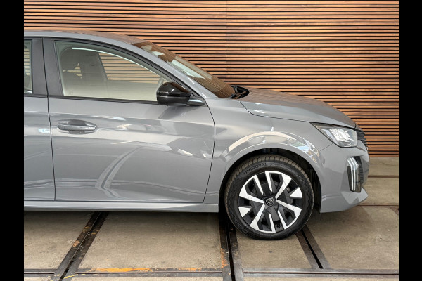 Peugeot 208 1.2 Hybrid 100 e-DCS6 Active | Sellenium Grey | Navi | Cruise Control | LED | CarPlay | PDC | Airco | Stoelverwarming