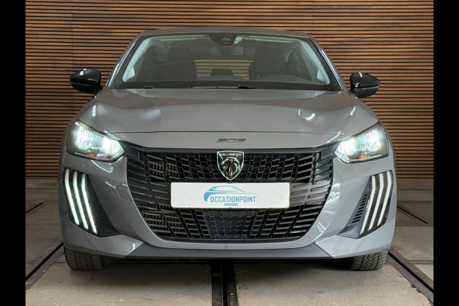 Peugeot 208 1.2 Hybrid 100 e-DCS6 Active | Sellenium Grey | Navi | Cruise Control | LED | CarPlay | PDC | Airco | Stoelverwarming