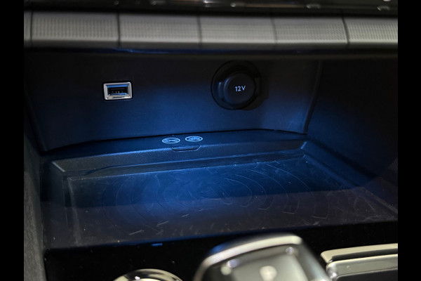 Peugeot 3008 1.2 PureTech Allure Pack | ACC | Keyless | Camera 180° | Trekhaak | Navi | Apple CarPlay & Android Auto | 18 Inch