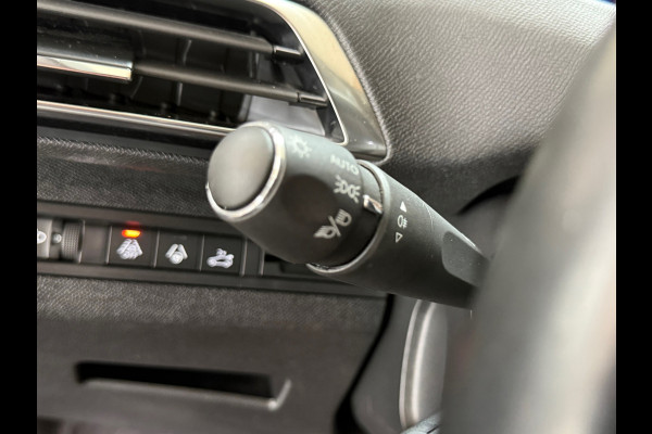 Peugeot 3008 1.2 PureTech Allure Pack | ACC | Keyless | Camera 180° | Trekhaak | Navi | Apple CarPlay & Android Auto | 18 Inch