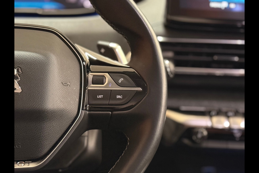 Peugeot 3008 1.2 PureTech Allure Pack | ACC | Keyless | Camera 180° | Trekhaak | Navi | Apple CarPlay & Android Auto | 18 Inch