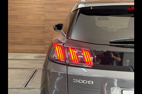 Peugeot 3008 1.2 PureTech Allure Pack | ACC | Keyless | Camera 180° | Trekhaak | Navi | Apple CarPlay & Android Auto | 18 Inch