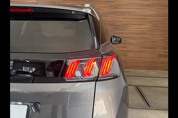 Peugeot 3008 1.2 PureTech Allure Pack | ACC | Keyless | Camera 180° | Trekhaak | Navi | Apple CarPlay & Android Auto | 18 Inch