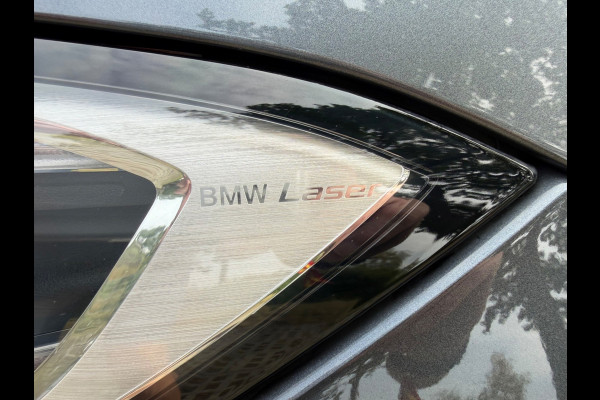 BMW 3-serie 330e High Executive M- Sport, panoramadak, lazer led, afn. Trekhaak 360 camera, headup display,,adaptief cruise,