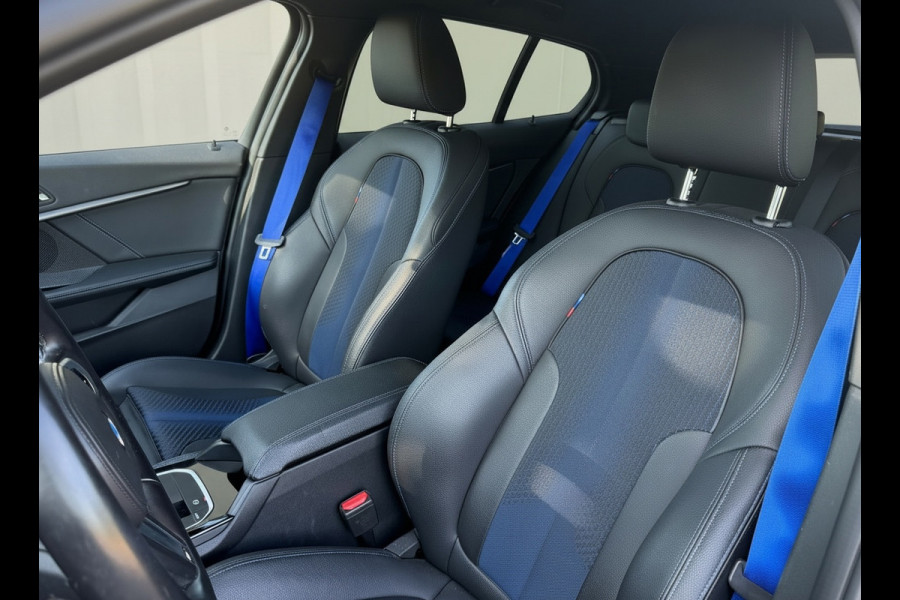 BMW 1-serie 118i AUTOMAAT M-sport