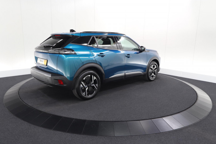 Peugeot e-2008 EV Allure 54 kWh | SOH 97,7% | 11 KW Lader | Apple Carplay | Parkeersensoren