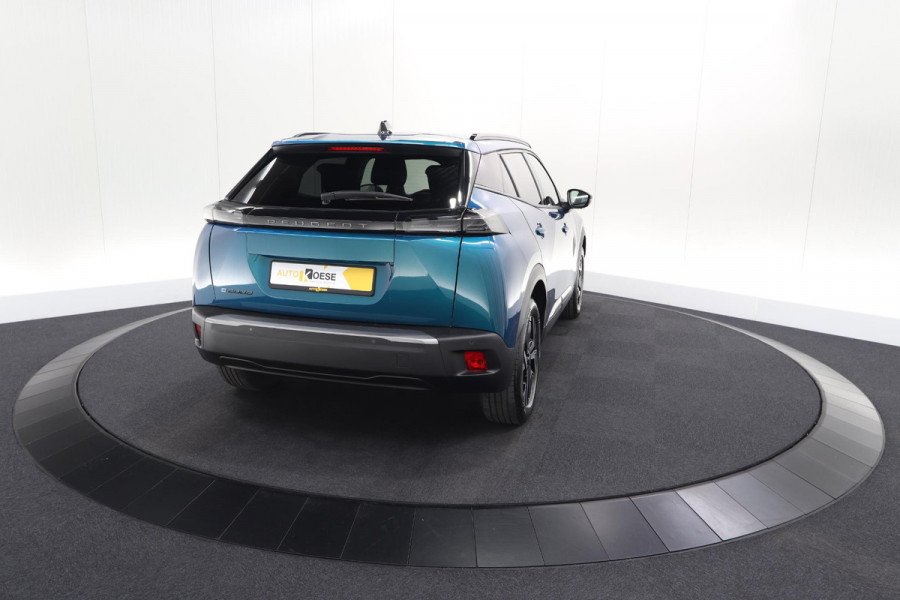 Peugeot e-2008 EV Allure 54 kWh | SOH 97,7% | 11 KW Lader | Apple Carplay | Parkeersensoren
