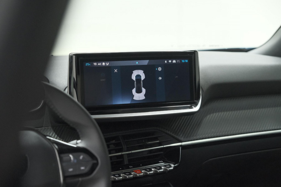 Peugeot e-2008 EV Allure 54 kWh | SOH 97,7% | 11 KW Lader | Apple Carplay | Parkeersensoren