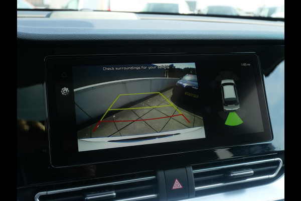 Kia e-Niro ExecutiveLine 64 kWh | 3Fase | Stoel Verkoeling | Schuif/Kantel dak | Elek. Stoelen |