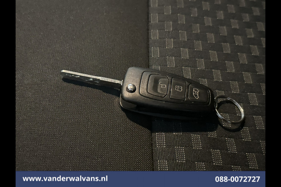 Ford Transit 2.0 TDCI 130pk Bakwagen Laadklep Euro6 Airco | Cruisecontrol | Verwarmde Voorruit | 1040 kg laadvermogen Bijrijdersbank
