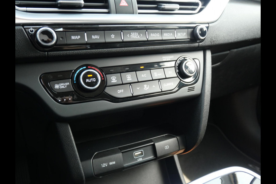 Kia e-Niro Edition 64 kWh | 3Fase | Stoel/Stuur Verwarming | Navi | Adaptief | Carplay |