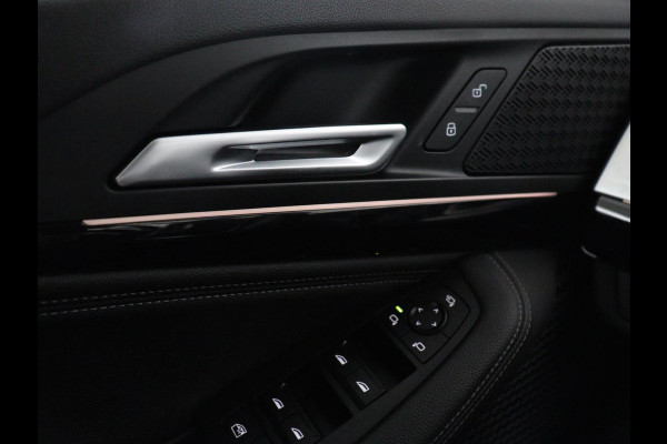 BMW 2 Serie 225 e xDrive Luxury Line | SOH 91,6% | Leder | Carplay | Navigatie | Sfeerverlichting | Cruise control | Climate control | Camera | Park assist |