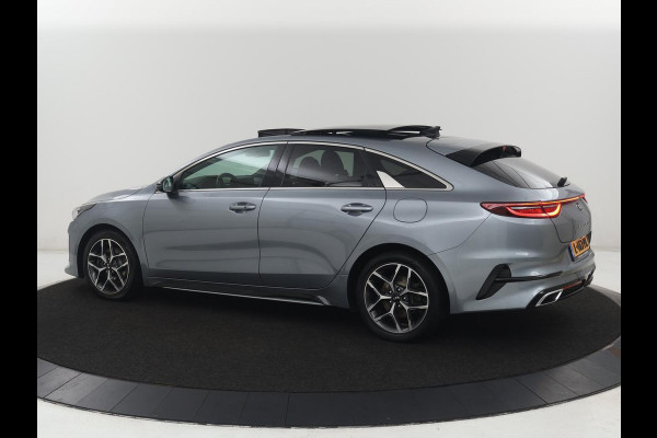 Kia ProCeed 1.5 T-GDI GT-Line | Panoramadak | Leder/alcantara | Stoel/stuur verwarming | Carplay | Cruise control | Climate control | Camera | Park assist |