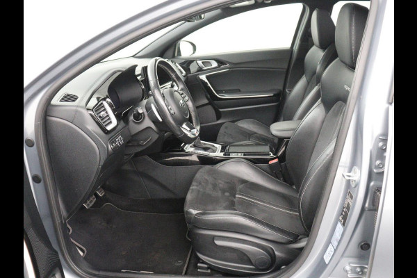 Kia ProCeed 1.5 T-GDI GT-Line | Panoramadak | Leder/alcantara | Stoel/stuur verwarming | Carplay | Cruise control | Climate control | Camera | Park assist |