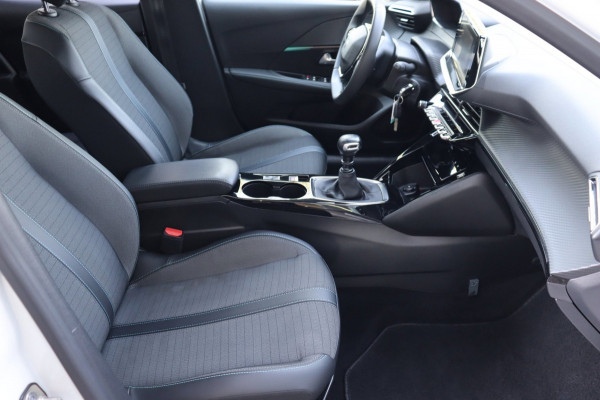Peugeot 208 1.2 PT Allure parelmoer met. org.NL h.leer navi carplay