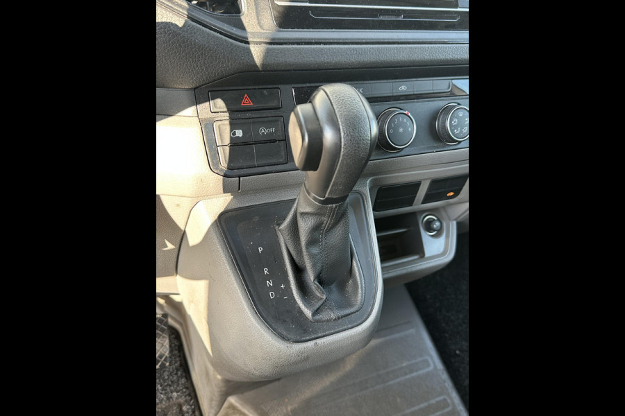 Volkswagen Crafter 35 2.0 TDI L2H2 Bus met laadklep Dhollandia