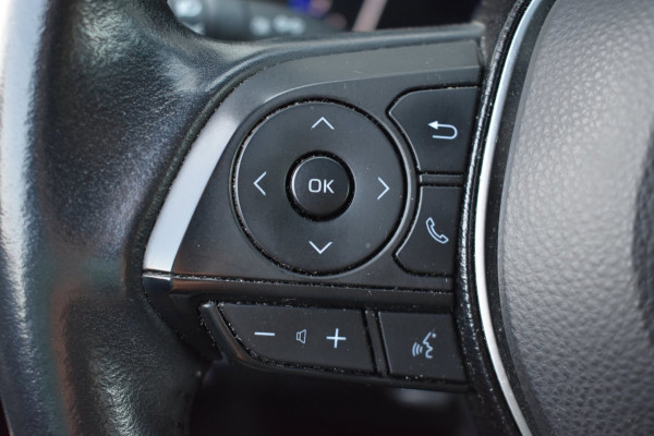 Toyota Corolla Touring Sports 1.8 Hybrid | CAMERA | STOELVERWARMING | APPLE CARPLAY | ANDROID AUTO | NAP