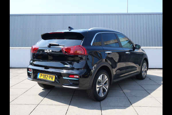 Kia e-Niro DynamicPlusLine 64 kWh | 3Fase | Cruise | Schuif-kanteldak | Navi | keyless | Carplay |