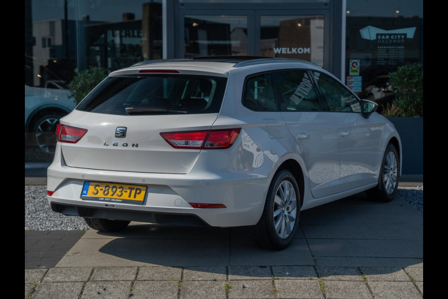 Seat Leon ST 1.0 TSI Style | Panorama | Keyless | Stoelverwarming | Camera | Carplay