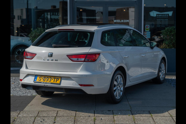 Seat Leon ST 1.0 TSI Style | Panorama | Keyless | Stoelverwarming | Camera | Carplay