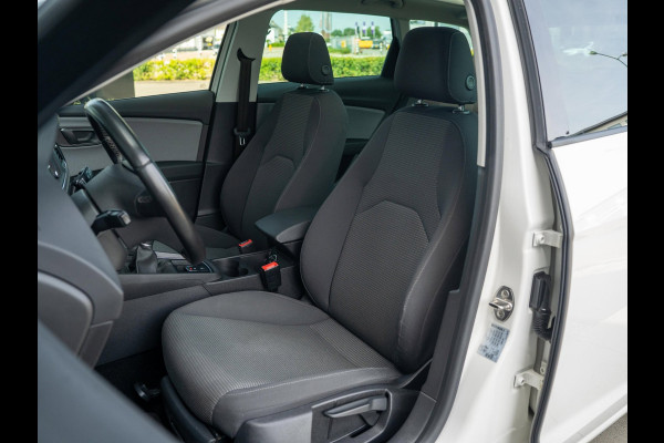 Seat Leon ST 1.0 TSI Style | Panorama | Keyless | Stoelverwarming | Camera | Carplay