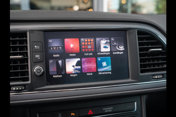 Seat Leon ST 1.0 TSI Style | Panorama | Keyless | Stoelverwarming | Camera | Carplay