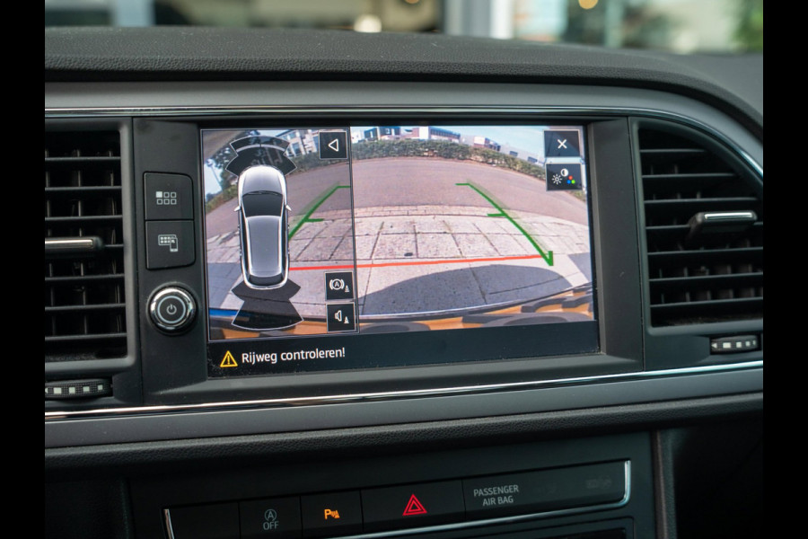 Seat Leon ST 1.0 TSI Style | Panorama | Keyless | Stoelverwarming | Camera | Carplay